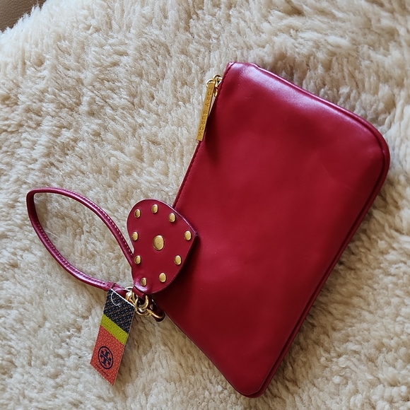 NWT Tory Burch Raspberry Hailey Wristlet Wallet 💖 - Picture 5 of 16